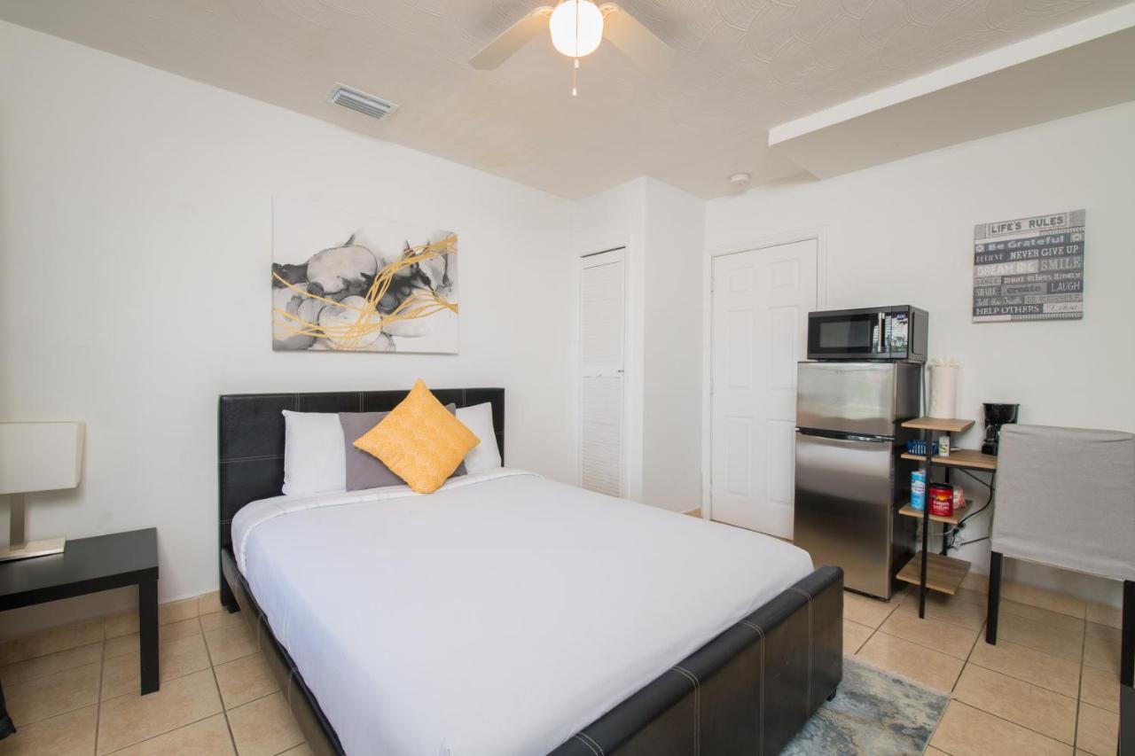 Hollywood Private Apartments Экстерьер фото