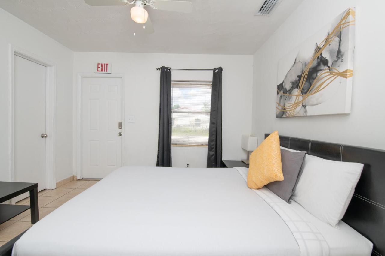 Hollywood Private Apartments Экстерьер фото